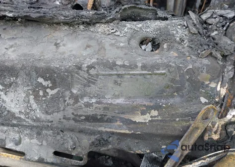 2016 Jeep Grand Cherokee High Altitude z USA, uszkodzony, nr VIN 1C4RJECG0GC339909